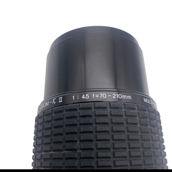 Sigma Zoom 70-210mm 1:4-5. Lens for Konica and Case Made in Japan - Picture 5 of 12